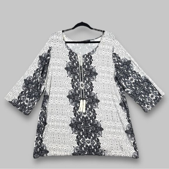 Rose & Olive Women's Boho Paisley Print Rayon Blend Lace Trim Top Size 3X - Picture 1 of 15